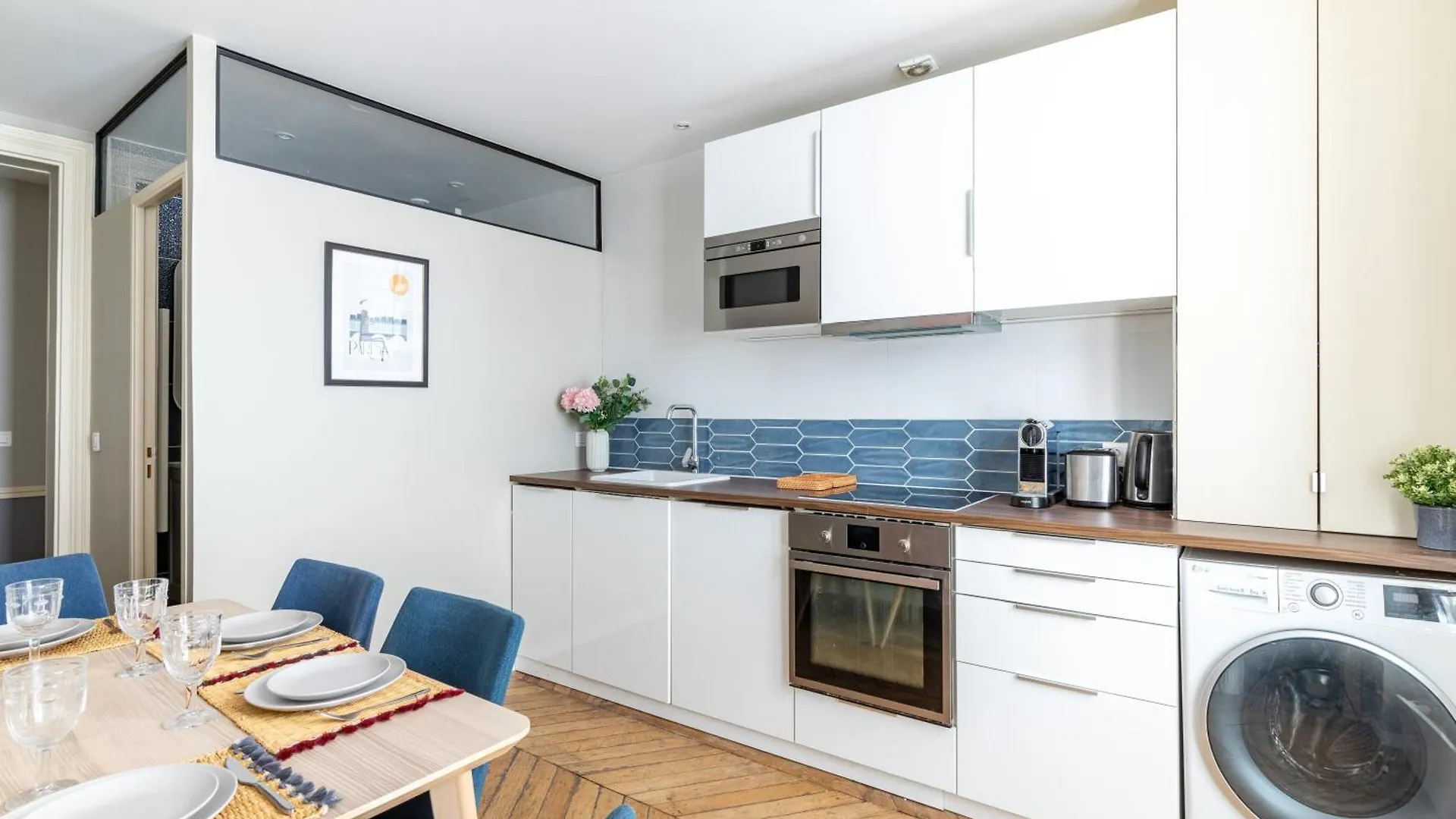 Cosy Appartment In The Heart Of Paris 0*,  France